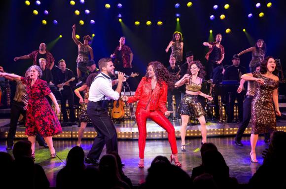 On Your Feet at Des Monies Civic Center